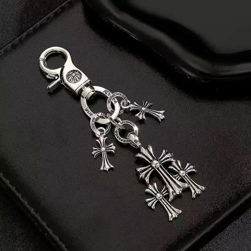 جاکلیدی و آویز کروم هارتز Chrome Hearts — تصویر ۳