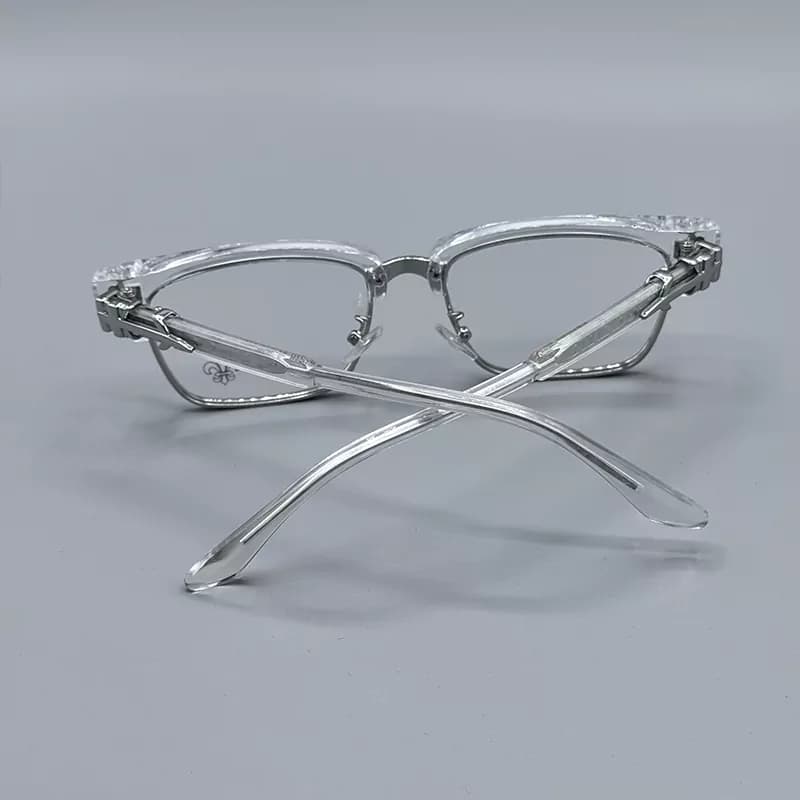 عینک کروم هارتز (Chrome Hearts) بی رنگ کد 13 — تصویر ۴