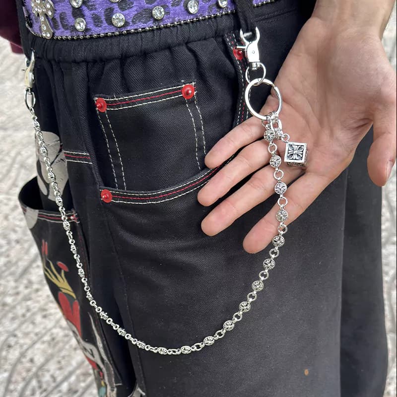 زنجیر شلوار کروم هارتز کد 18 Chrome Hearts