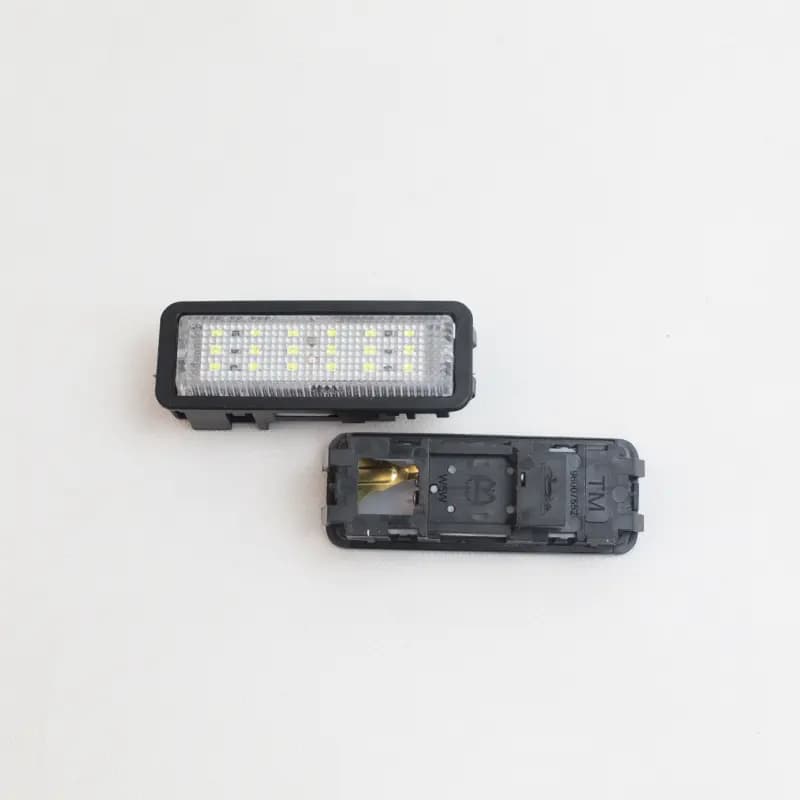 چراغ سقف پژو تک نور یخی ( بسته ی 10 عددی )