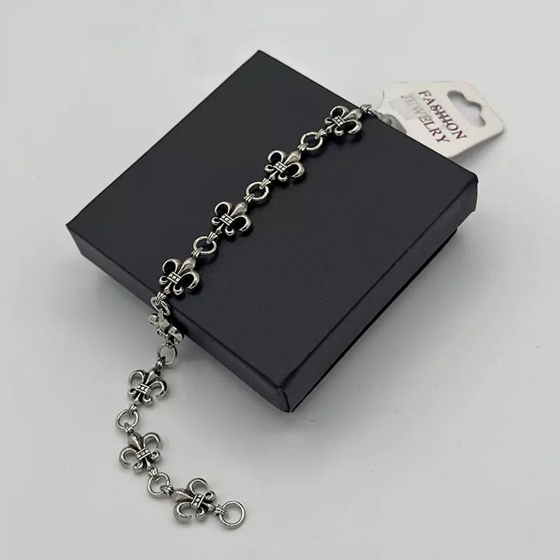 دستبند کروم هارتز Chrome Hearts کد 16 — تصویر ۲