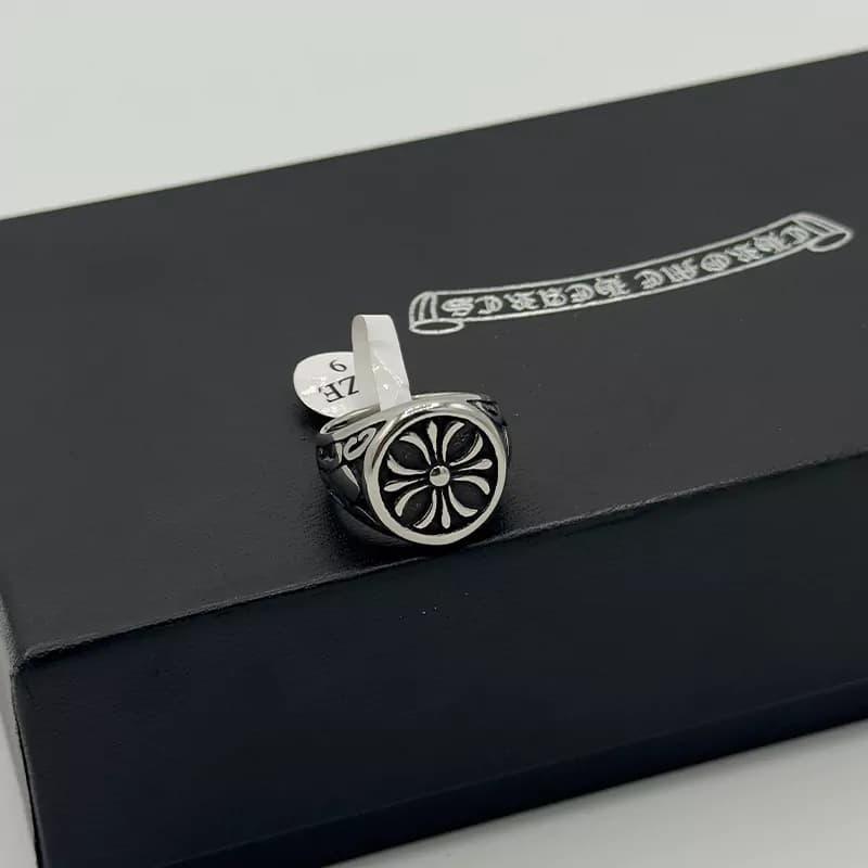انگشتر کروم هارتز استیل کد 11 (Chrome Hearts)