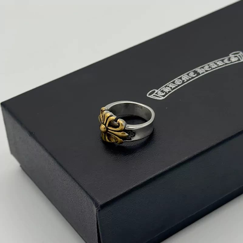 انگشتر کروم هارتز استیل کد 1 (Chrome Hearts) — تصویر ۲