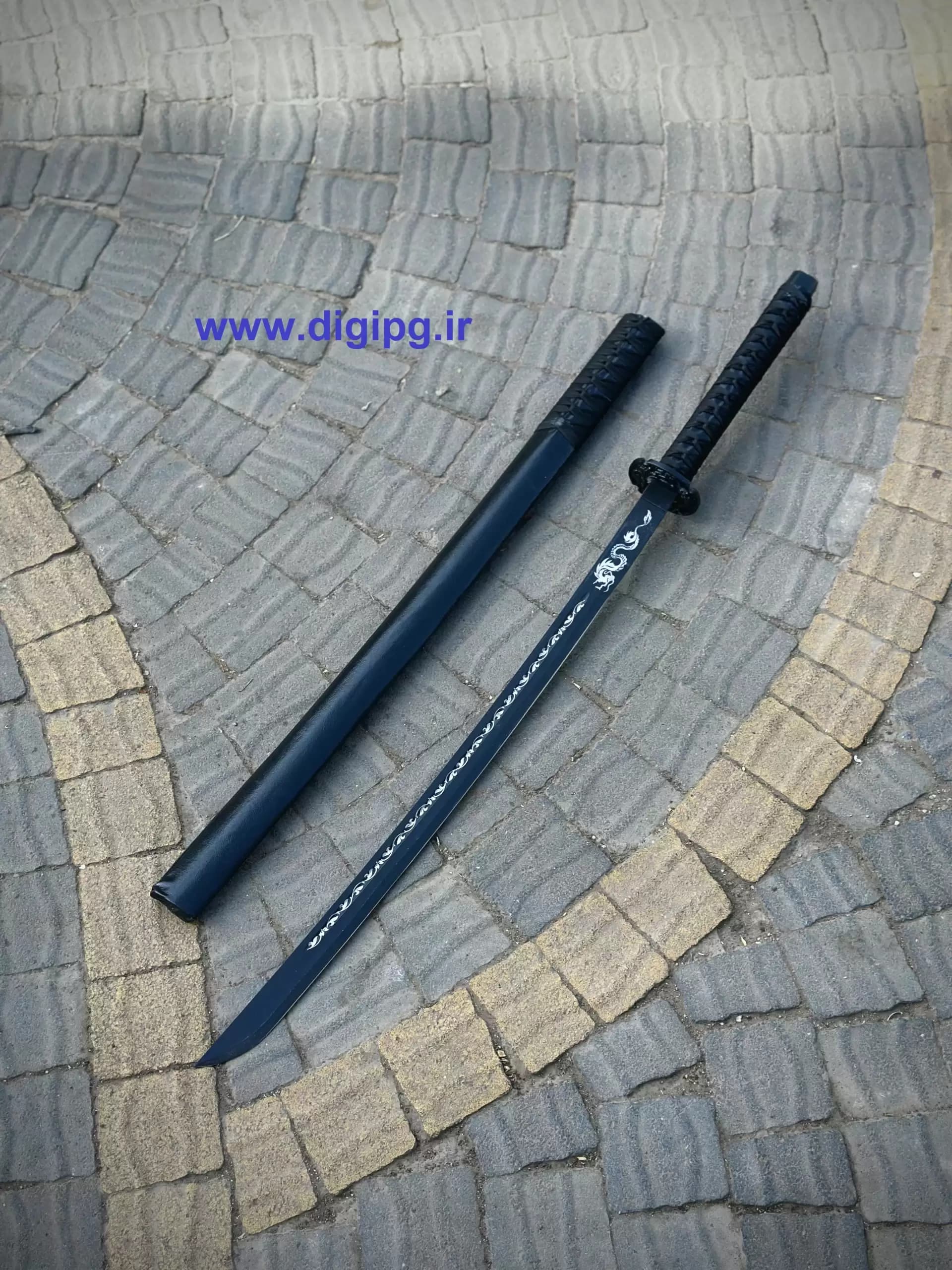 شمشیر کاتانا سامورایی ژاپنی مدل Panda (ضخامت 4 میل) جنس تیغه فولاد فنر آلمانی (1متری) panda