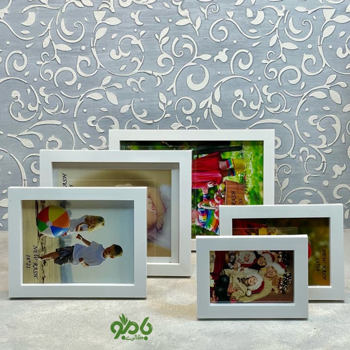 قاب عکس سفید ساده باکسی — تصویر ۲