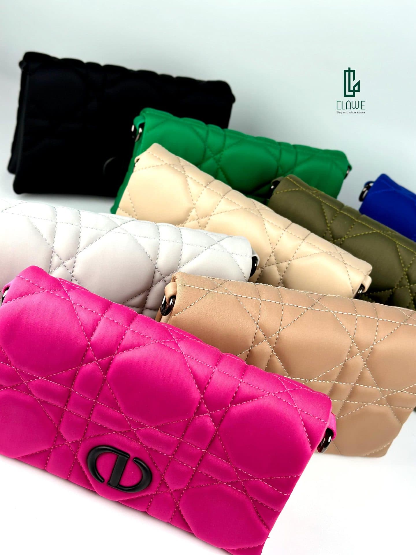 کیف پاسپورتی : Dior