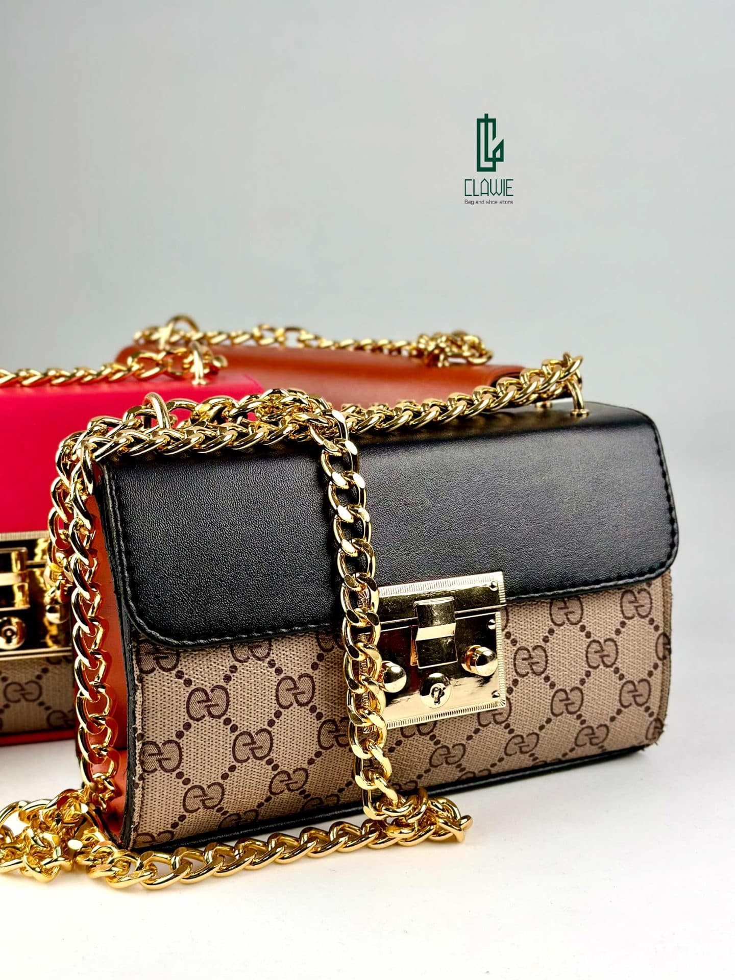 کیف پاسپورتی : __ GUCCI — تصویر ۴