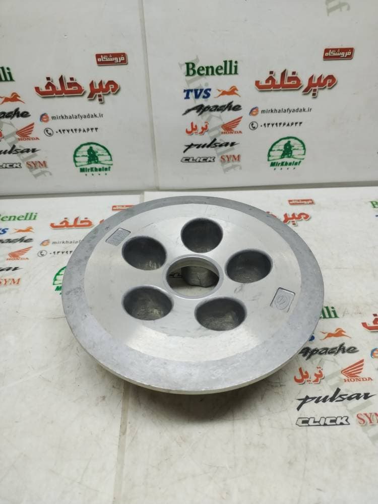 4 چهار شاخ کلاچ (دیسک) زیر موتور بنلی 250 تک سیلندر اصلی (5 پنج پیچ) — تصویر ۲