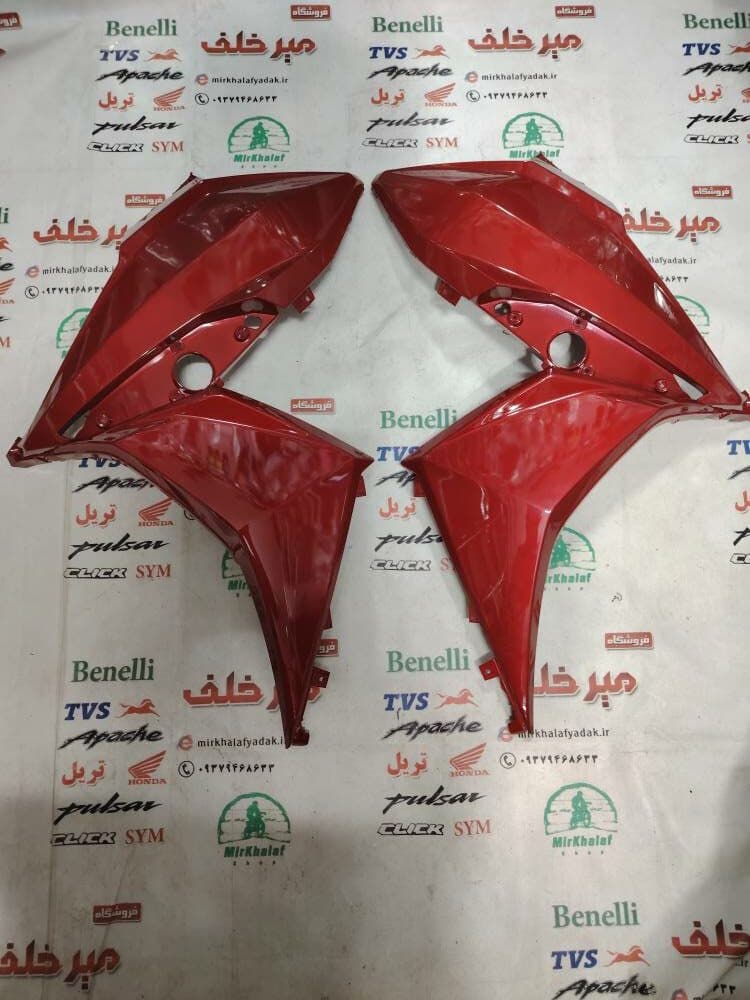 قاب (کاور فلاپ) بغل بلوری چراغ جلو موتور sym گالکسی j 200 جی قرمز اصلی (سمت راست)