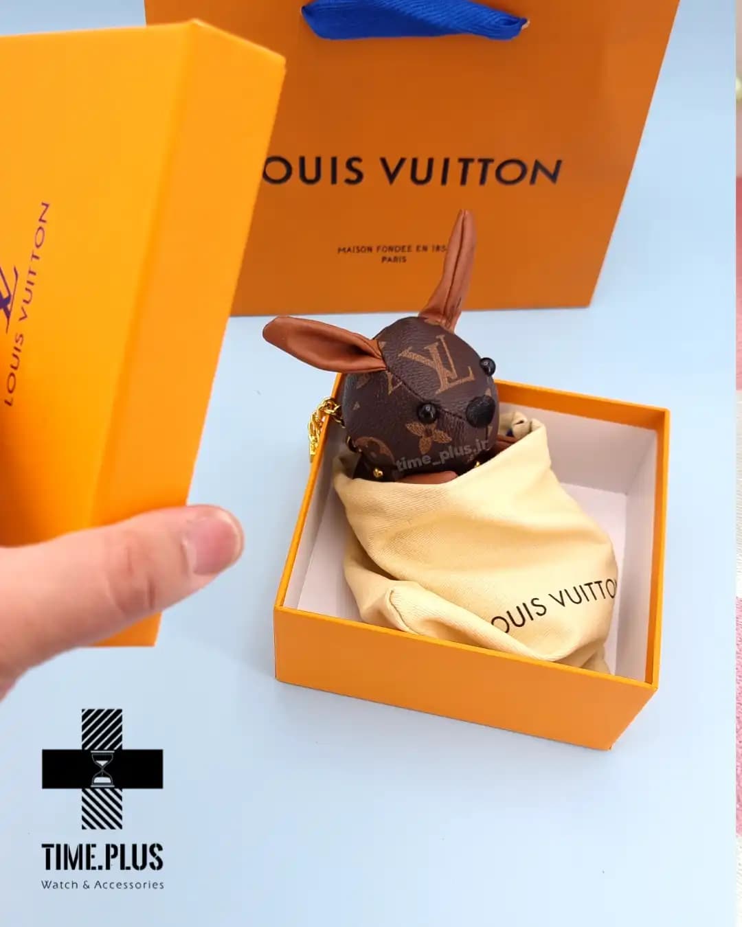 جاسوئیچی Louis Vuitton طرح خرگوش — تصویر ۷