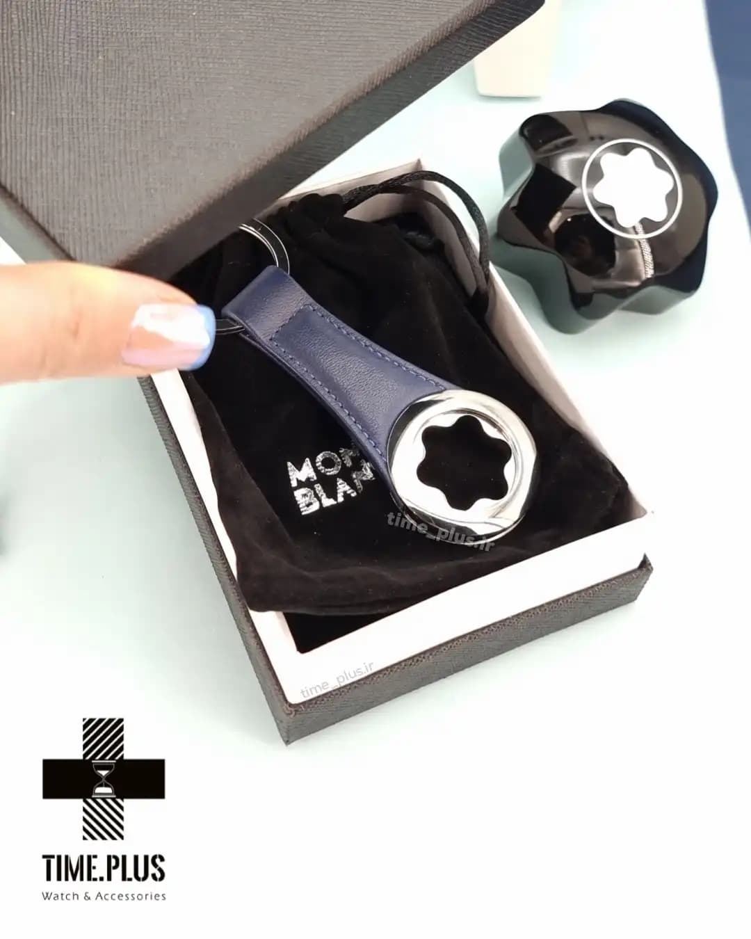 جاسوئیچی MontBlanc سرمه ای — تصویر ۴