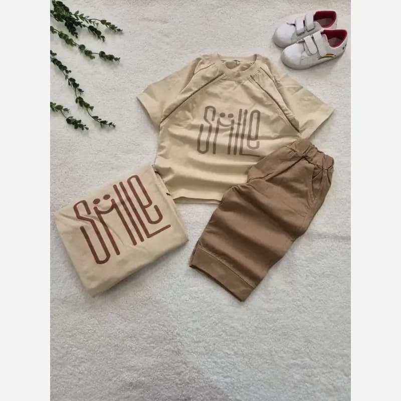 ست تیشرت و شلوارک بچگانه طرح SMILE جنس پنبه تیپ لاکرا سایز 50 تا 60 — تصویر ۵