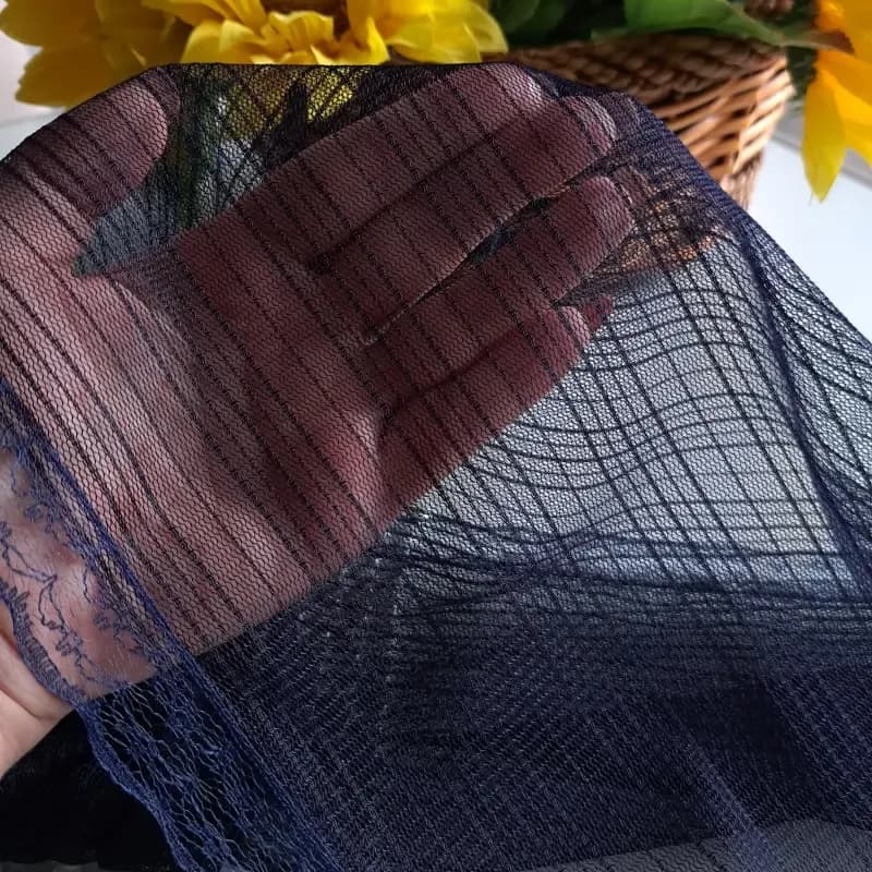 رینگ اسکارف تور مجلسی مشکی سرمه ای قهوه ای سایز 50 در 100 سانتی متر — تصویر ۴