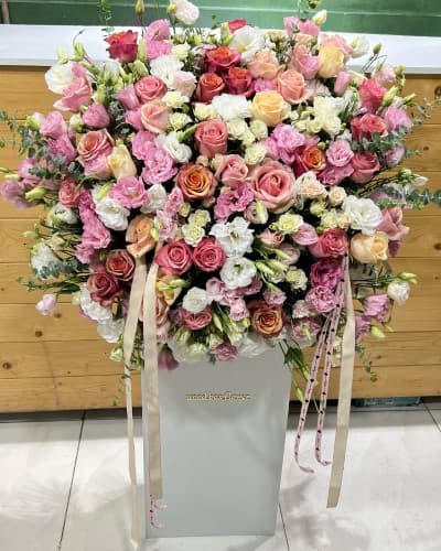 بهترین فروشگاه گل و گیاه و گلدان ونک 7094