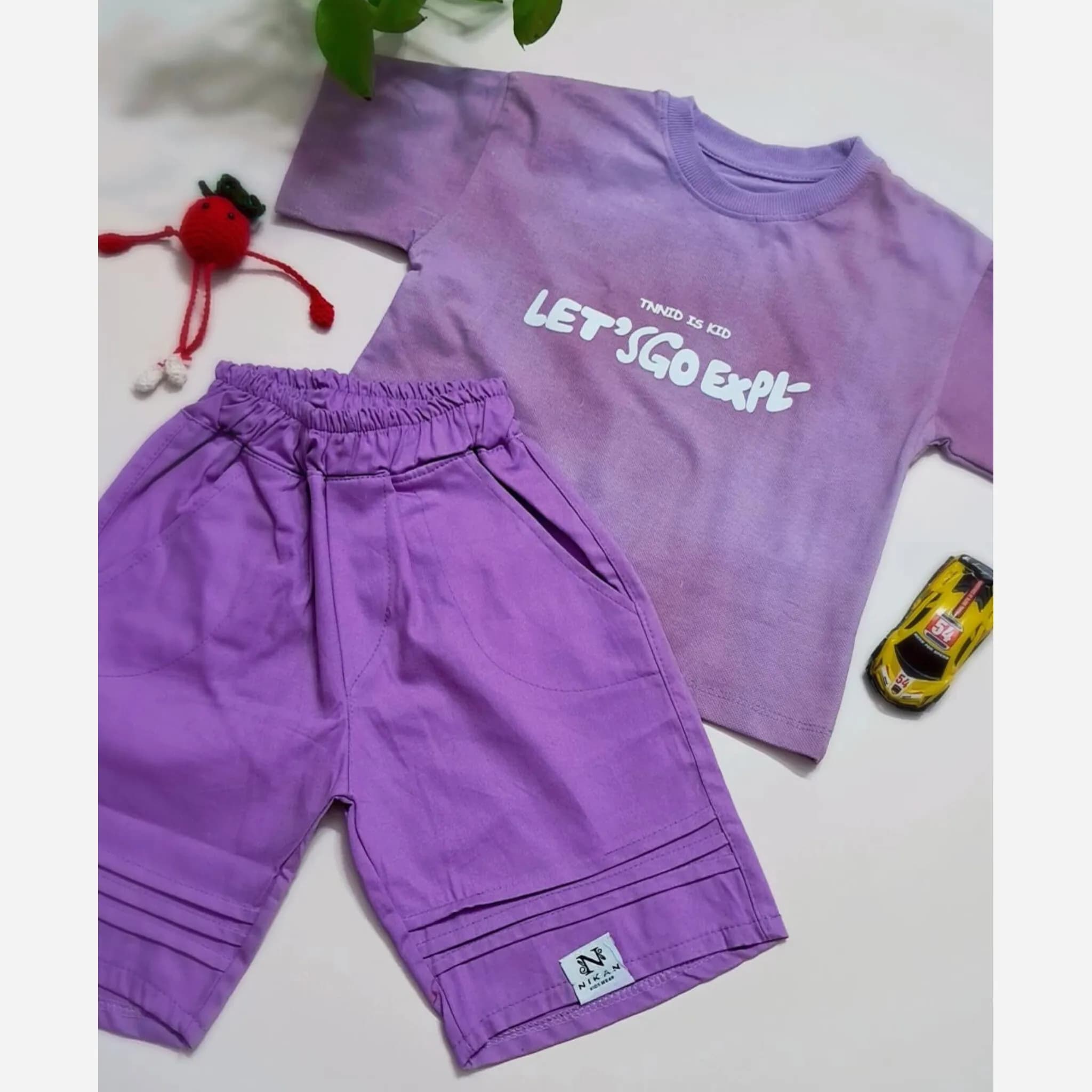 ست تیشرت و شلوارک اسپرت پسرانه و دخترانه مدل let’s go جنس پنبه یک رو — تصویر ۵