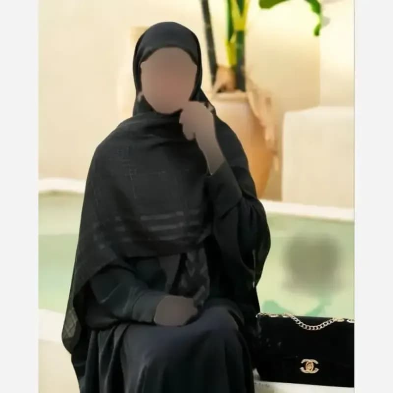 روسری نخی بزرگ تک رنگ مجلسی حاشیه زرک دار با ایستایی عالی — تصویر ۹