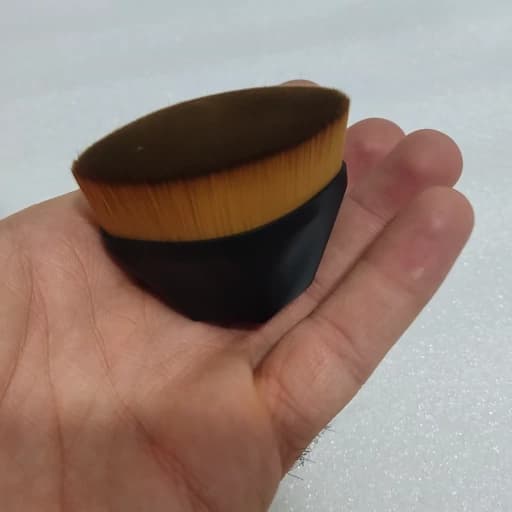 براش رژگونه پر تراکم و جعبه دار — تصویر ۷