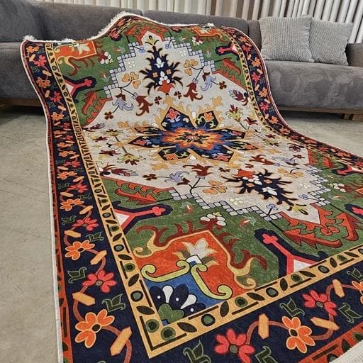 فرشینه | فرش چاپی برند حسن نیا چاپی سنتی سبز و لاکی هازان ترک کد O138(پس کرایه)