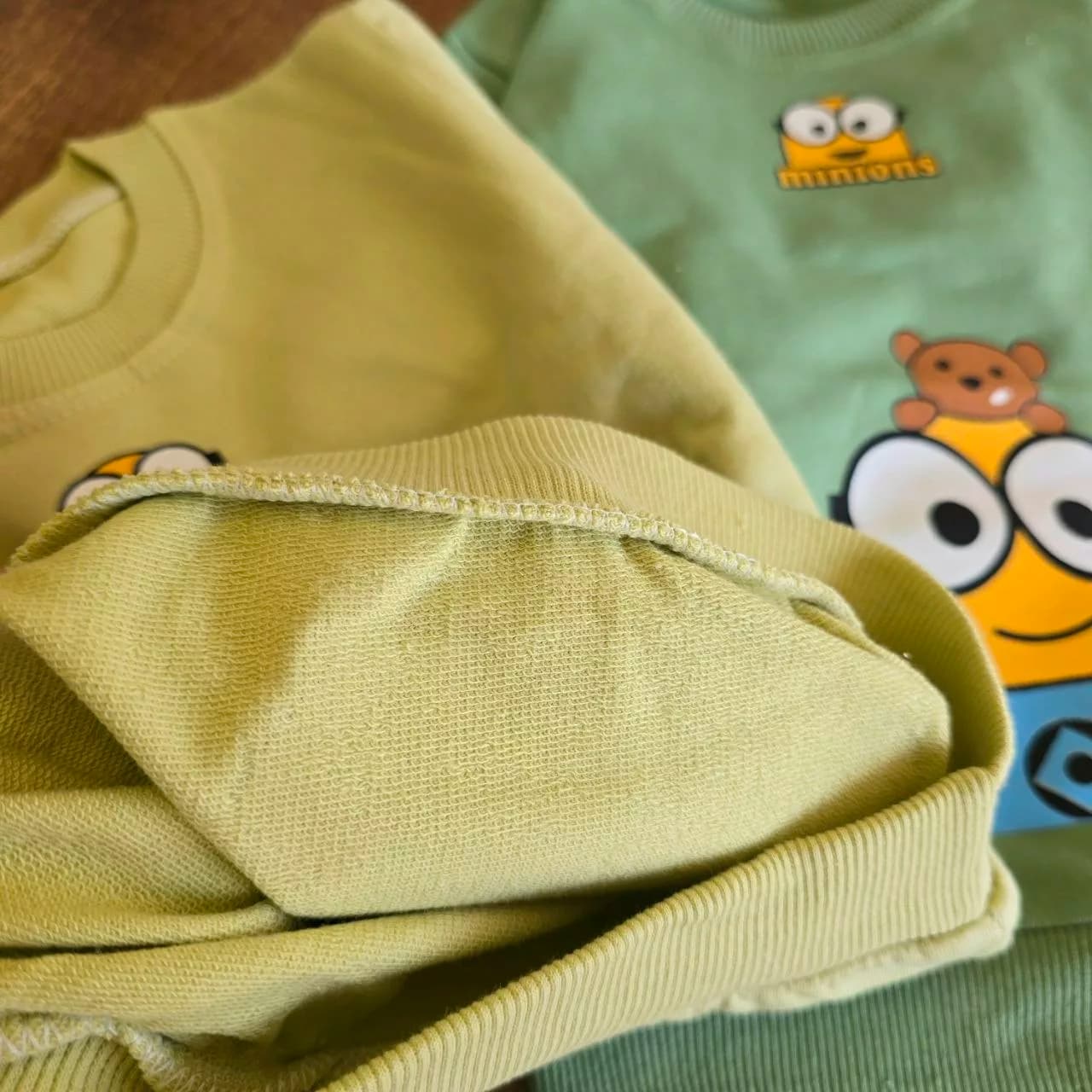 بلوز تک خرس و مینیون Minions سایز35 تا 45 کد 6985 — تصویر ۳