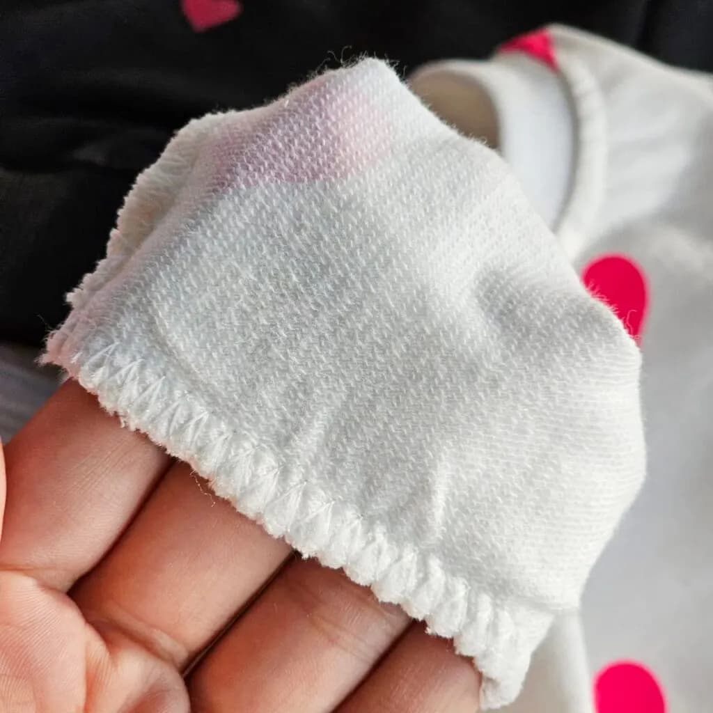 بلوز شلوار قلب سرخابی کد 2711 — تصویر ۲