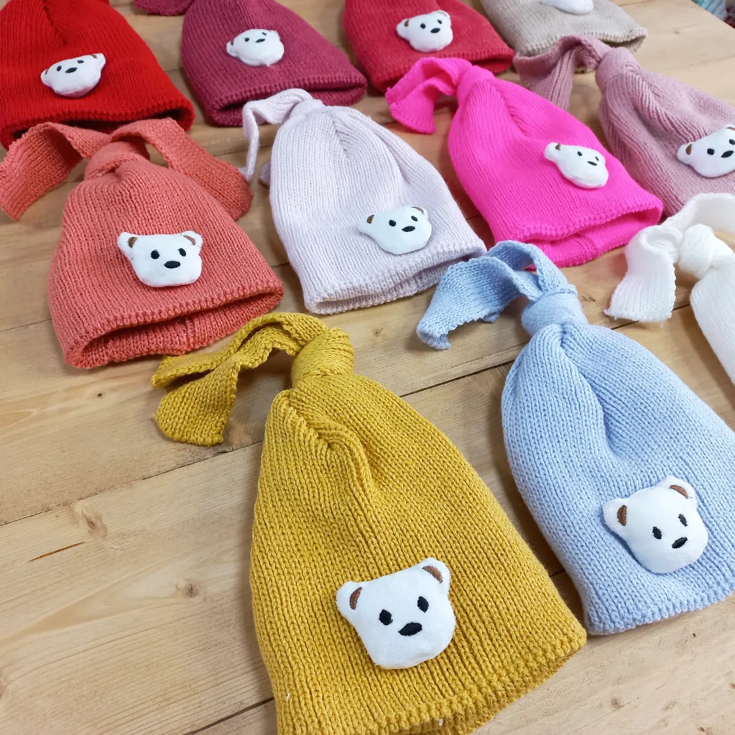 کلاه بافت عروسکی داخل خز کد 2640 — تصویر ۳