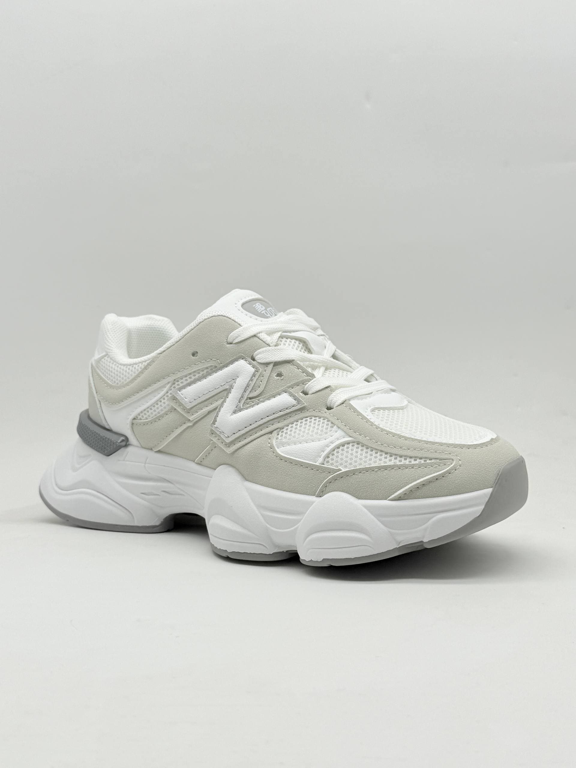 کفش نیوبالانس 9060 سفید خاکستری New Balance 9060 White/gray Shoes — تصویر ۲