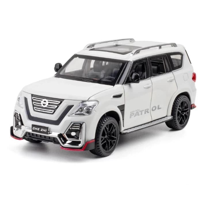 ماشین بازی چه ژی مدل Nissan Patrol دودزا کد CZ136AD — تصویر ۴