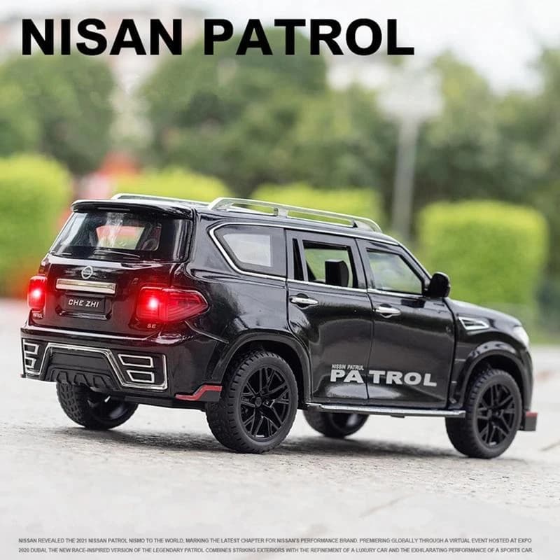 ماشین بازی چه ژی مدل Nissan Patrol دودزا کد CZ136AD — تصویر ۳