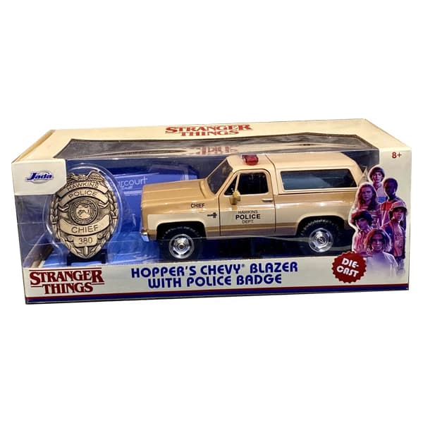 ماکت ماشین جادا مدل sranger things طرح Hoppers Chevy Blazer With Police Badge 1 — تصویر ۲