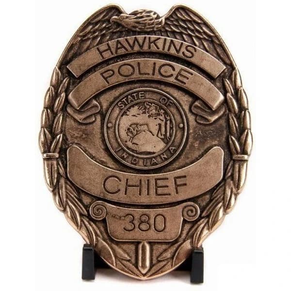 ماکت ماشین جادا مدل sranger things طرح Hoppers Chevy Blazer With Police Badge 1 — تصویر ۵