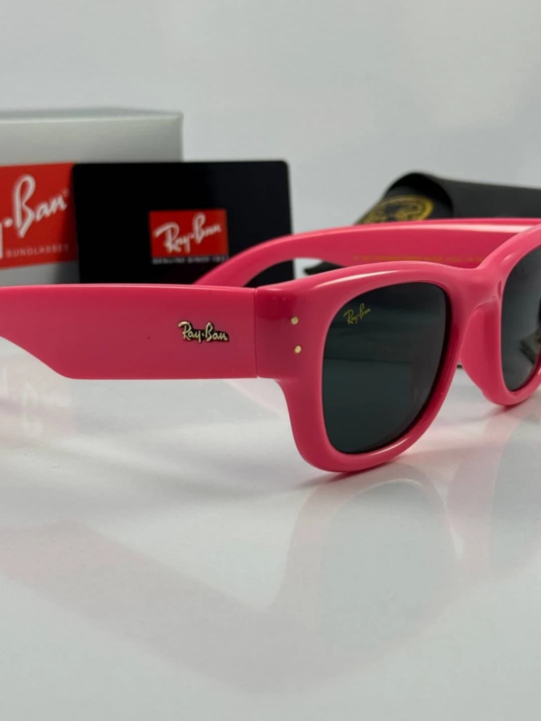 عینک ریبن صورتی rayban rb-4940 — تصویر ۲