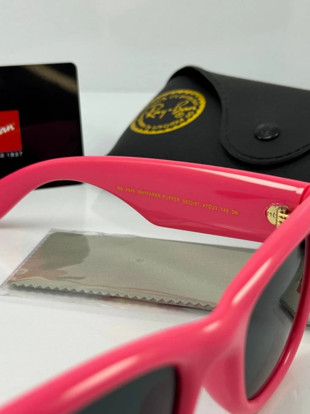 عینک ریبن صورتی rayban rb-4940 — تصویر ۳