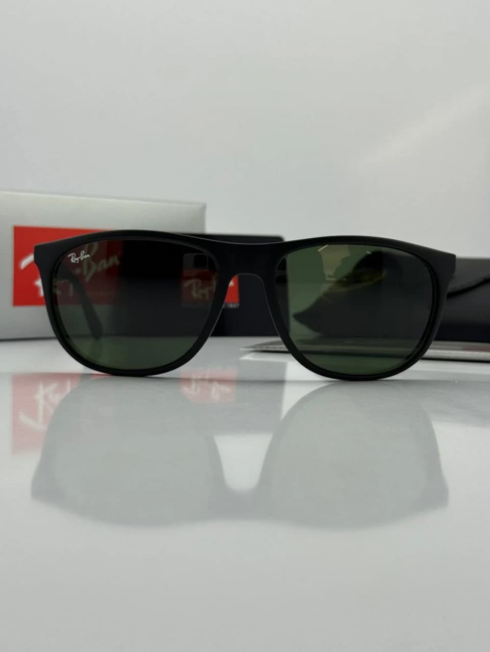 عینک ریبن مشکی سبزrayban rb-4291 — تصویر ۳