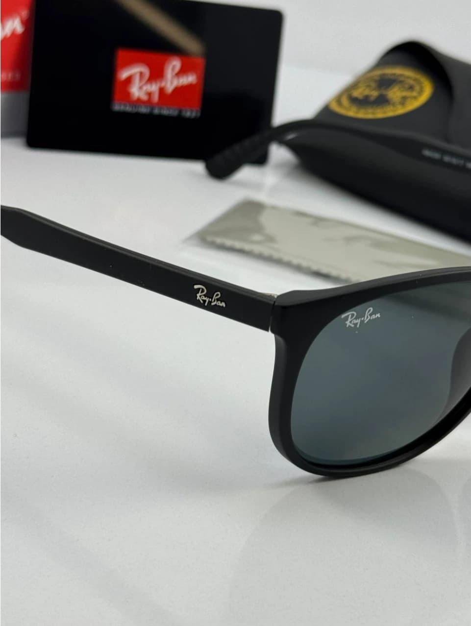 عینک ریبن مشکی ماتrayban rb-4291 — تصویر ۲