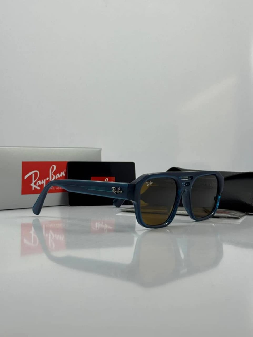 عینک ریبن آبیrayban rb-4397