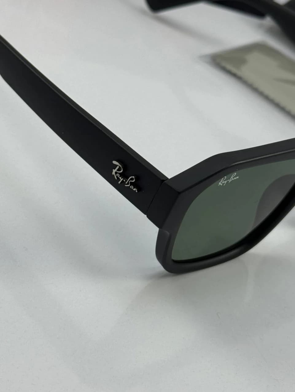 عینک ریبن مشکی ماتrayban rb-4397 — تصویر ۲