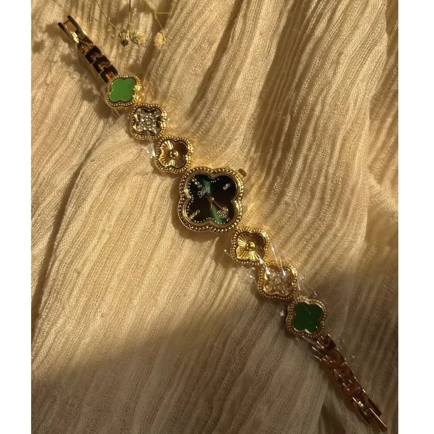 ساعت مچی زنانه مدل ونکلیف Vancleef نگین کاری شده در تنوع رنگ آبکاری نقره ضد حساسیت رنگ ثابت کد zsm — تصویر ۲