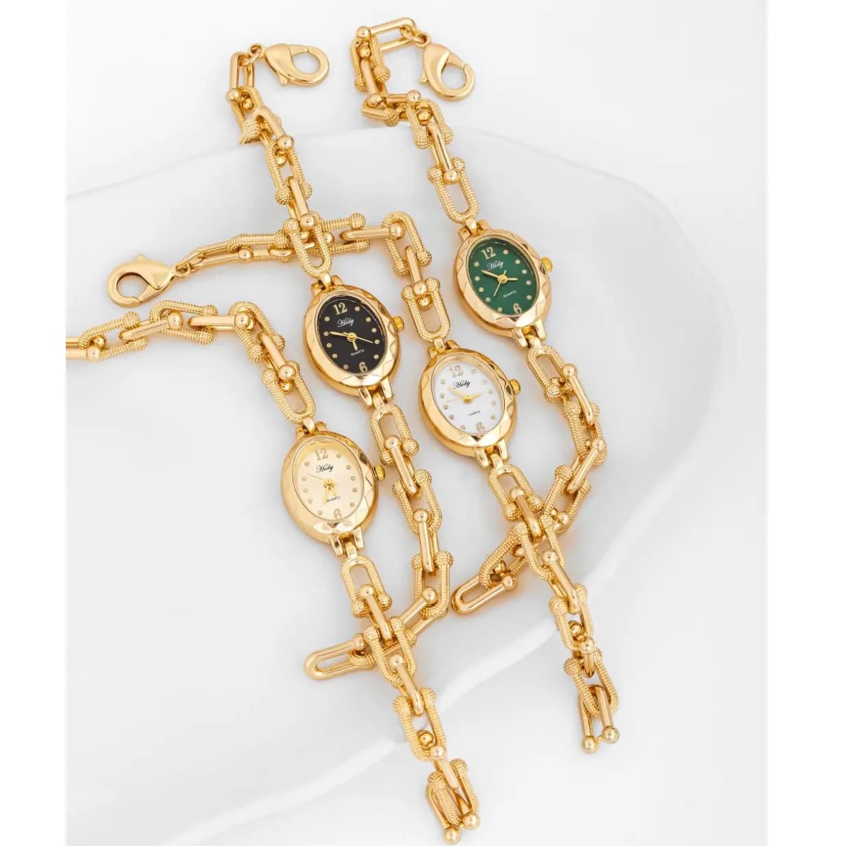 ساعت مچی زنانه بیضی مدل تیفانی Tiffany نگین کاری شده رنگ طلایی آبکاری نقره ضد حساسیت رنگ ثابت کد zsm