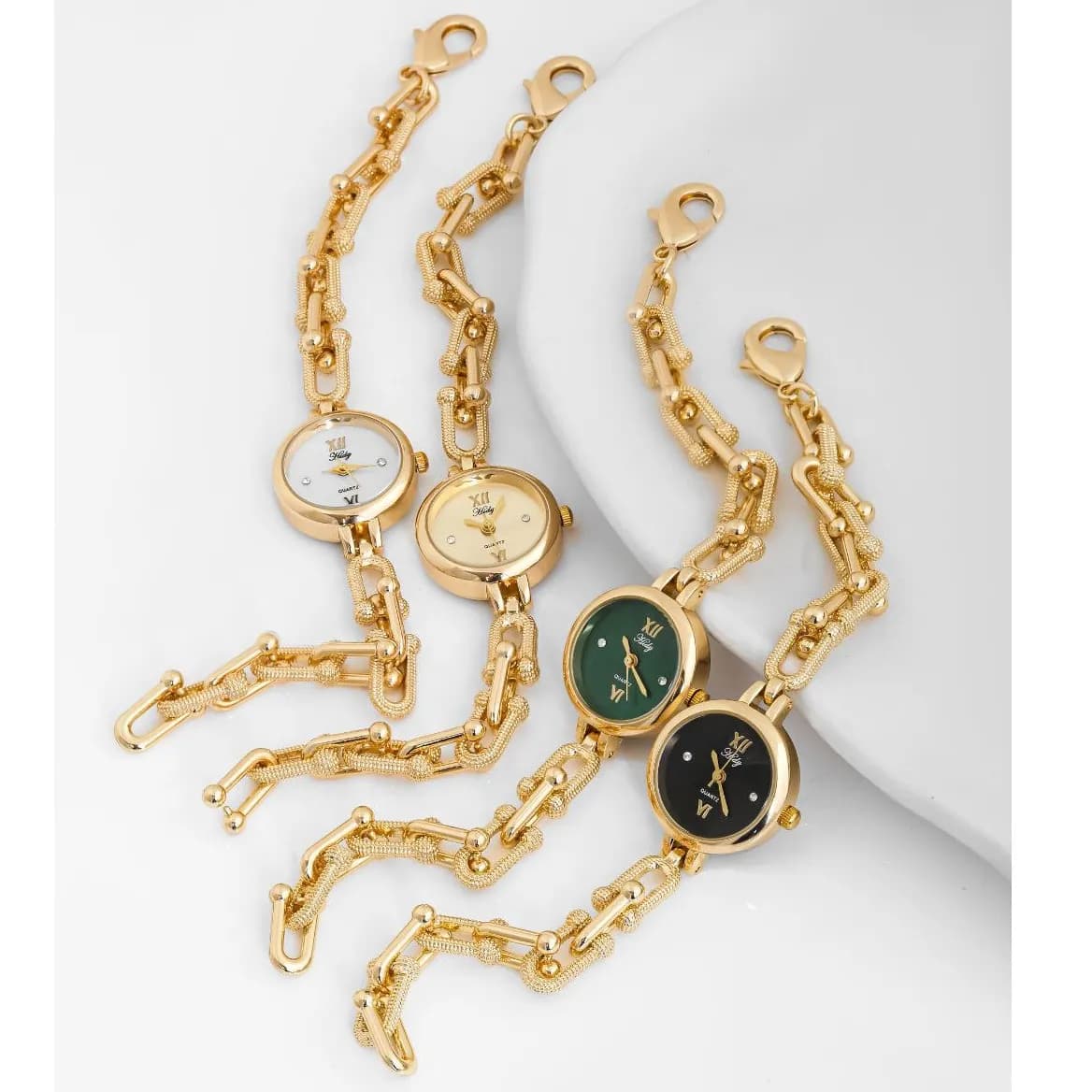 ساعت مچی زنانه مدل تیفانی Tiffany نگین کاری شده رنگ طلایی آبکاری نقره ضد حساسیت رنگ ثابت کد zsm