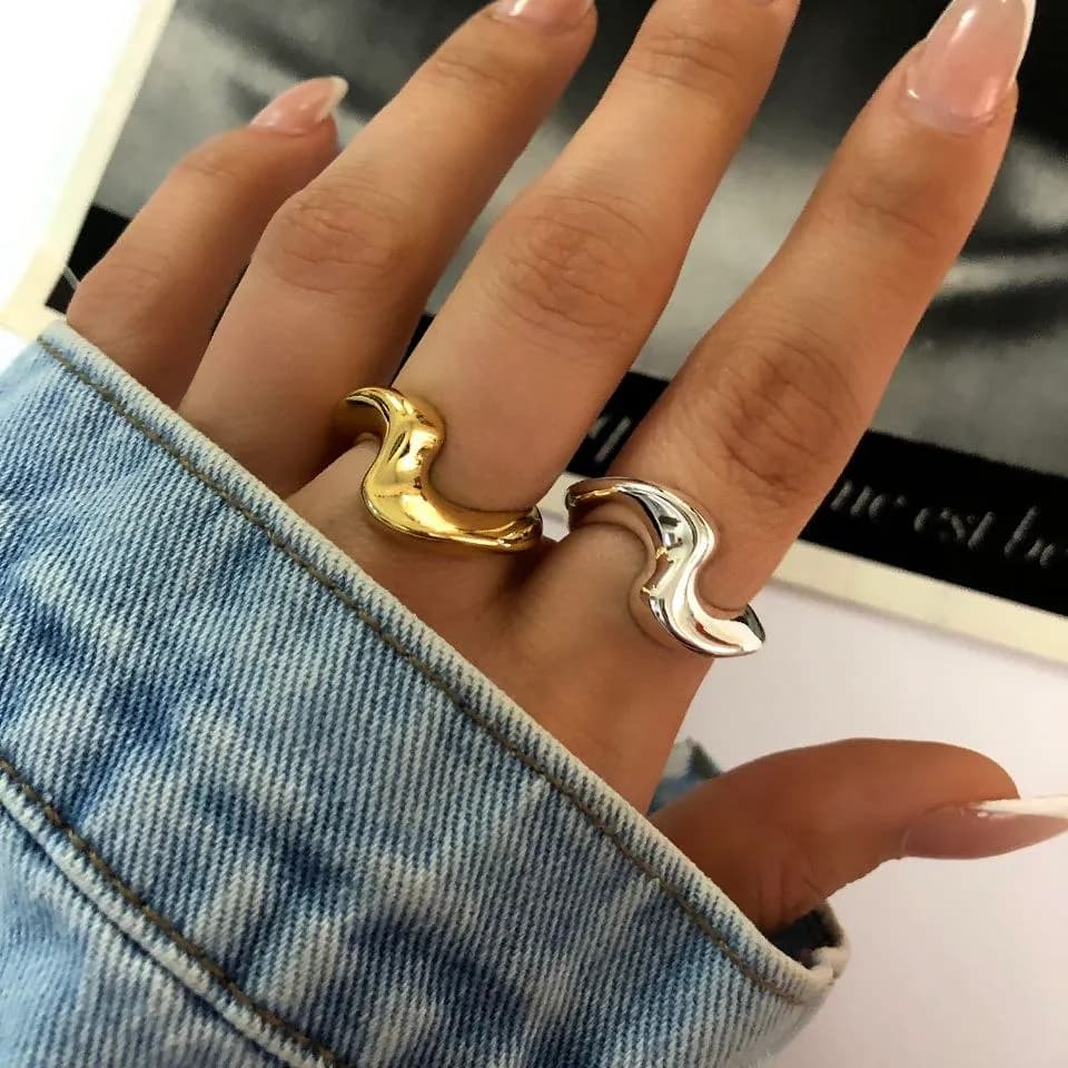 انگشتر زنانه طرح موج دا ضخیم رنگ طلایی و نقره ای آبکاری نقره رنگ ثابت فری سایز Freesize کد zsm