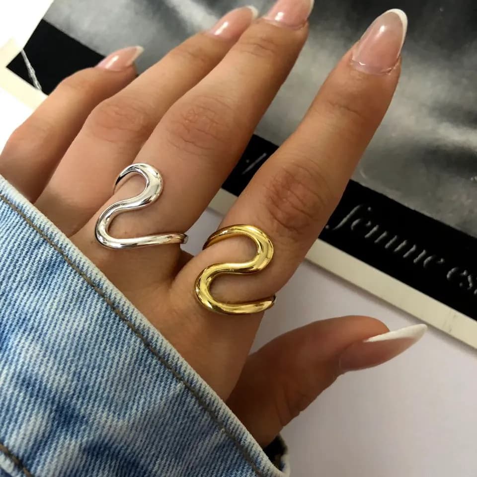 انگشتر زنانه مدل ماری در دو رنگ طلایی و نقره ای آبکاری نقره رنگ ثابت فری سایز Freesize کد zsm