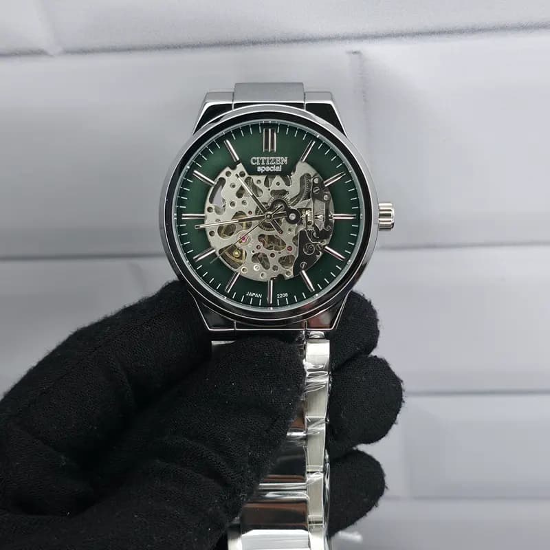 ساعت مچی اتومات عقربه ای مردانه سیتیزن اسپشیال نقره ای سبز مدل 2206G — تصویر ۳