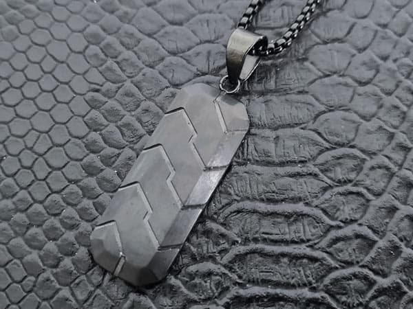 گردنبند مشکی کلاسیک مردانه استیل کد 10576 — تصویر ۳