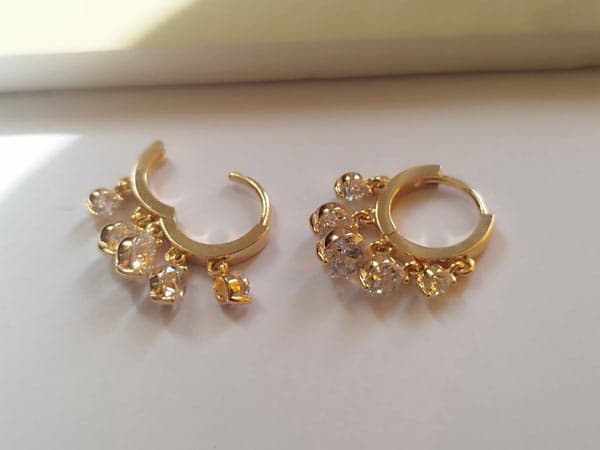 گوشواره ژوپینگ حلقه ای آویز نگینی — تصویر ۳