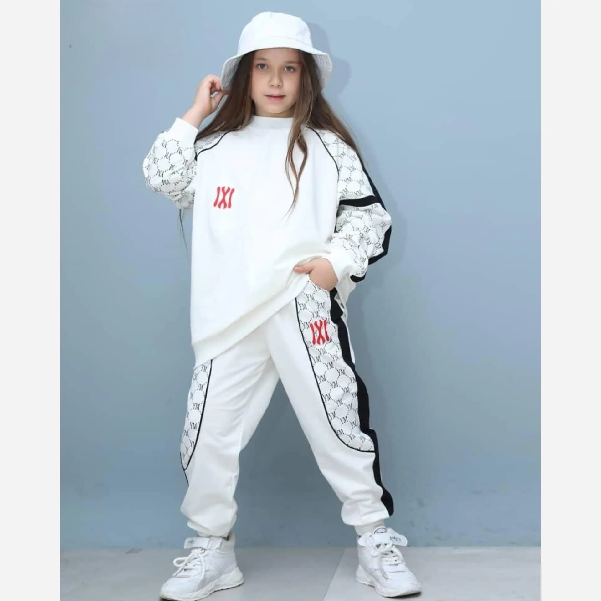 ست بلوز و شلوار اسپرت بچگانه