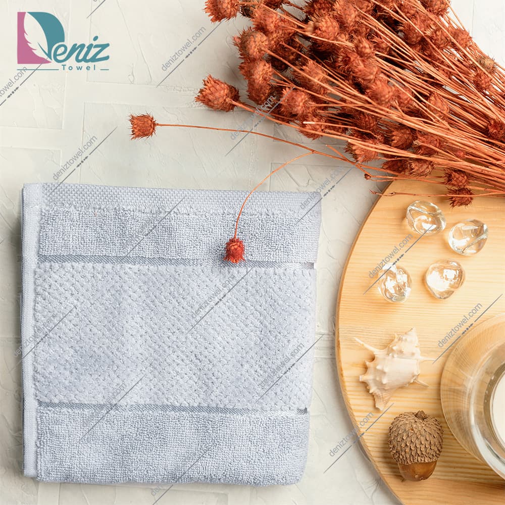 حوله دستی طرح ماکرو رنگ طوسی روشن