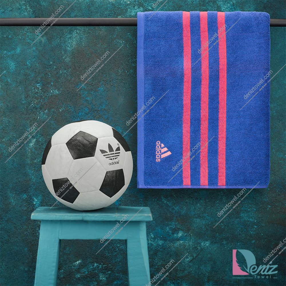 حوله ورزشی adidas بنفش ، گلبهی بزرگ