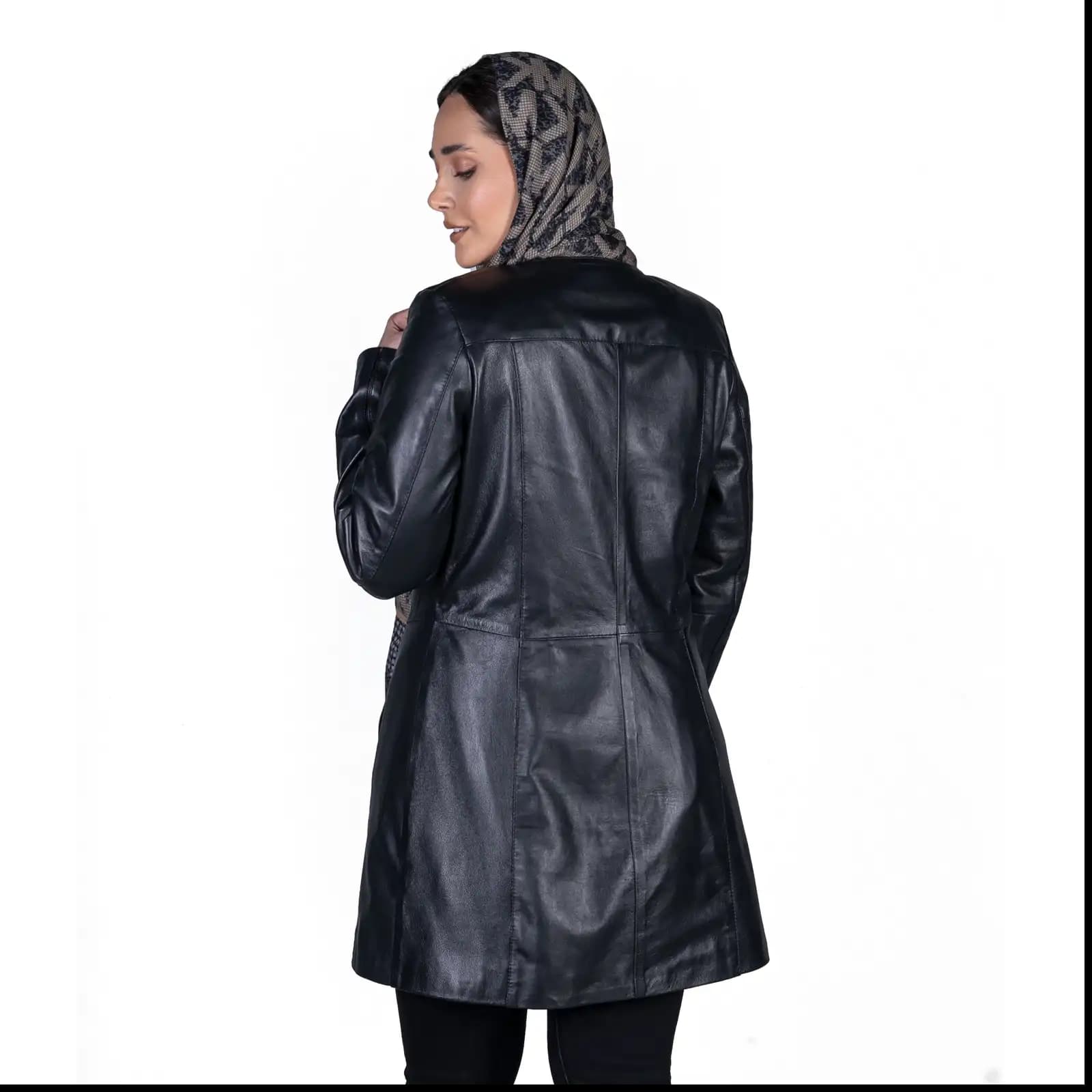 پالتو چرم زنانه 2305J — تصویر ۳