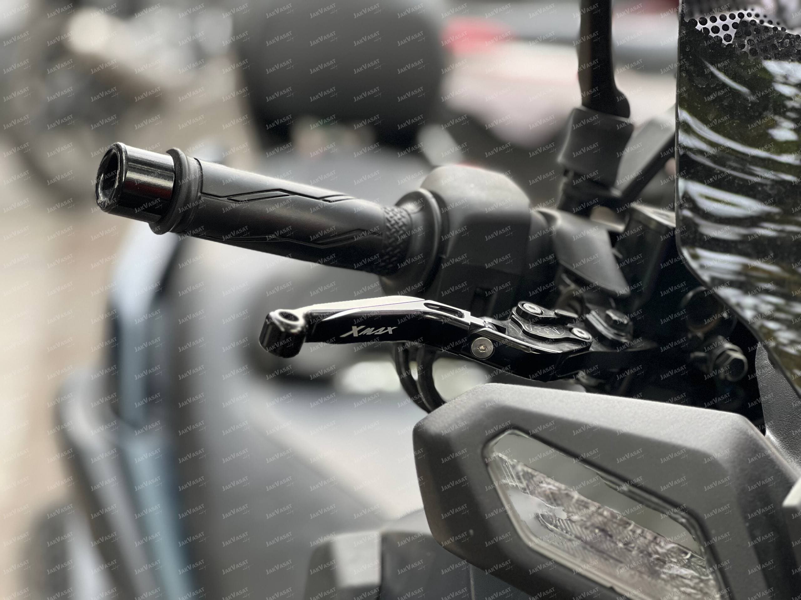 کتی کلاچ و ترمز اسپرت مشکی YAMAHA Xmax / ساخت تایلند اصل کد ۲۰۰۴۸۲ — تصویر ۳
