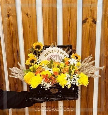 گلفروشی نزدیک فروشگاه رفاه صادقیه